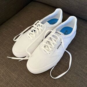 Adidas White Canvas Low-Top Sneakers with Blue Insoles